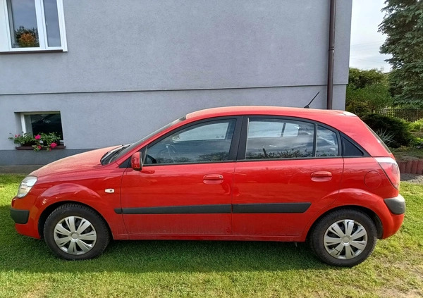 Kia Rio cena 7999 przebieg: 165000, rok produkcji 2005 z Opoczno małe 79